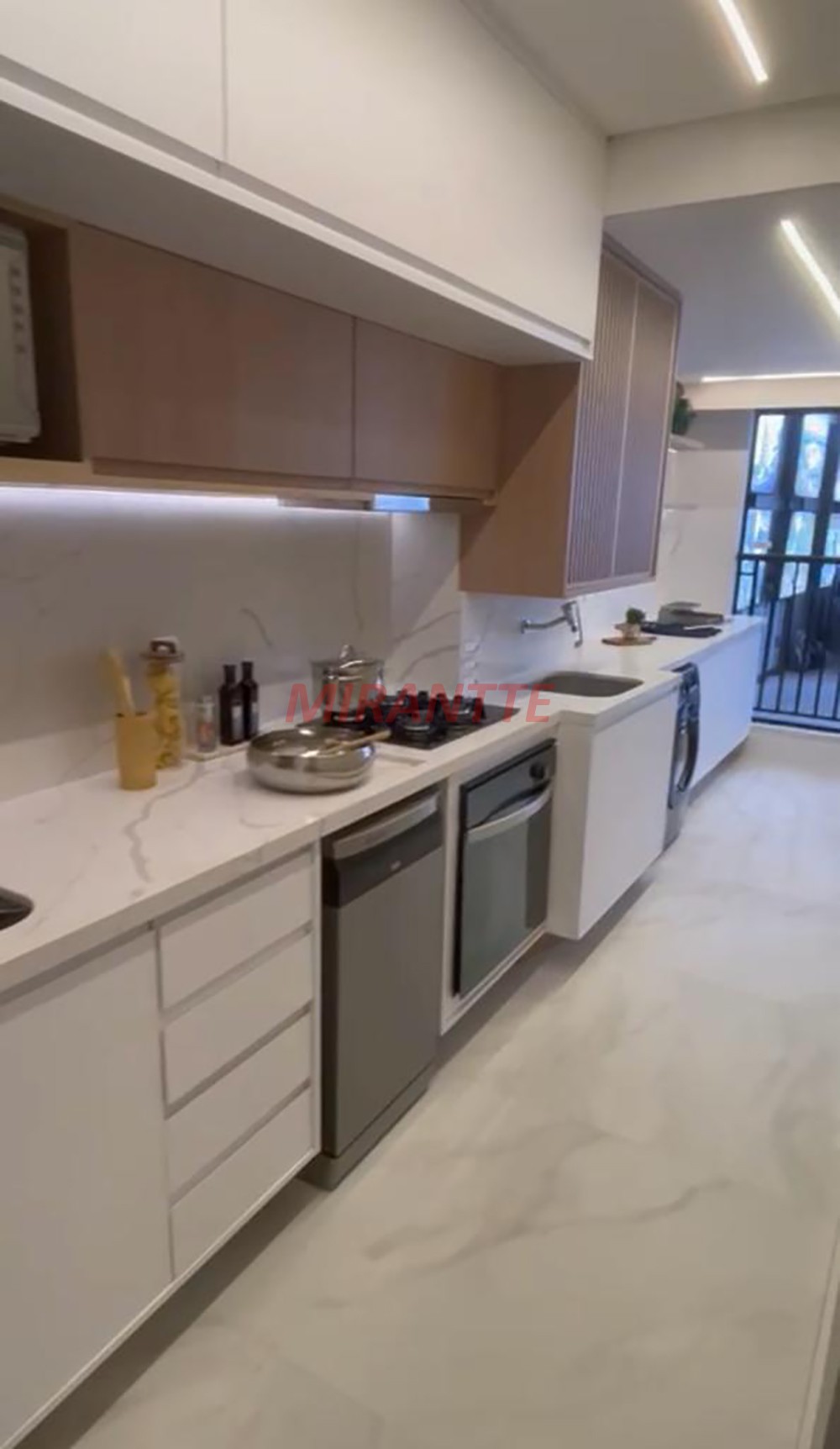 Apartamento de 75m² com 3 quartos em Santana
