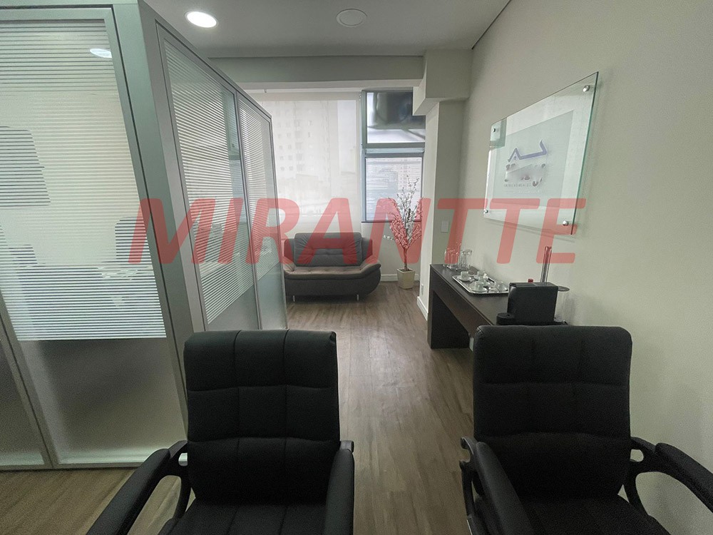 Comercial de 37m² em Vila Pedro Moreira