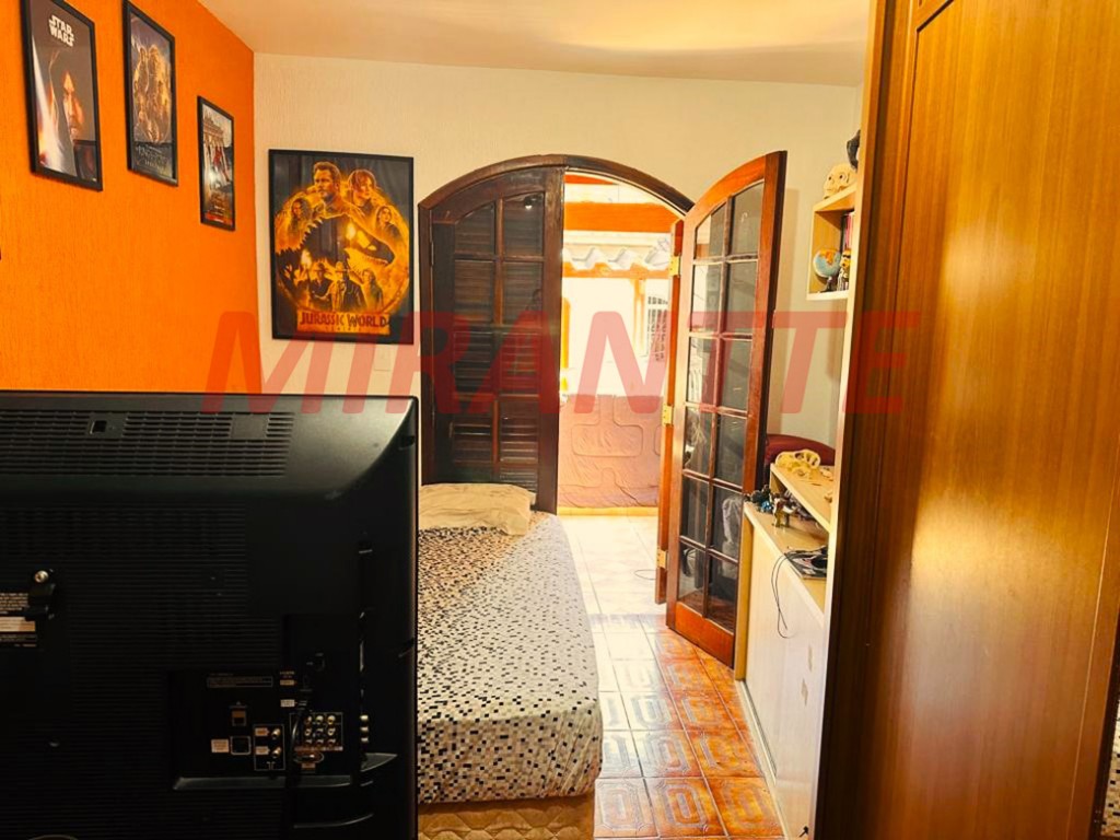 Sobrado de 143m² com 4 quartos em Parque Casa De Pedra