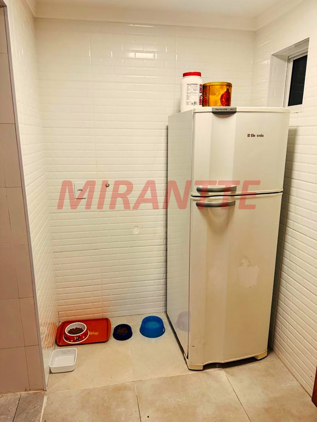 Sobrado de 143m² com 4 quartos em Parque Casa De Pedra