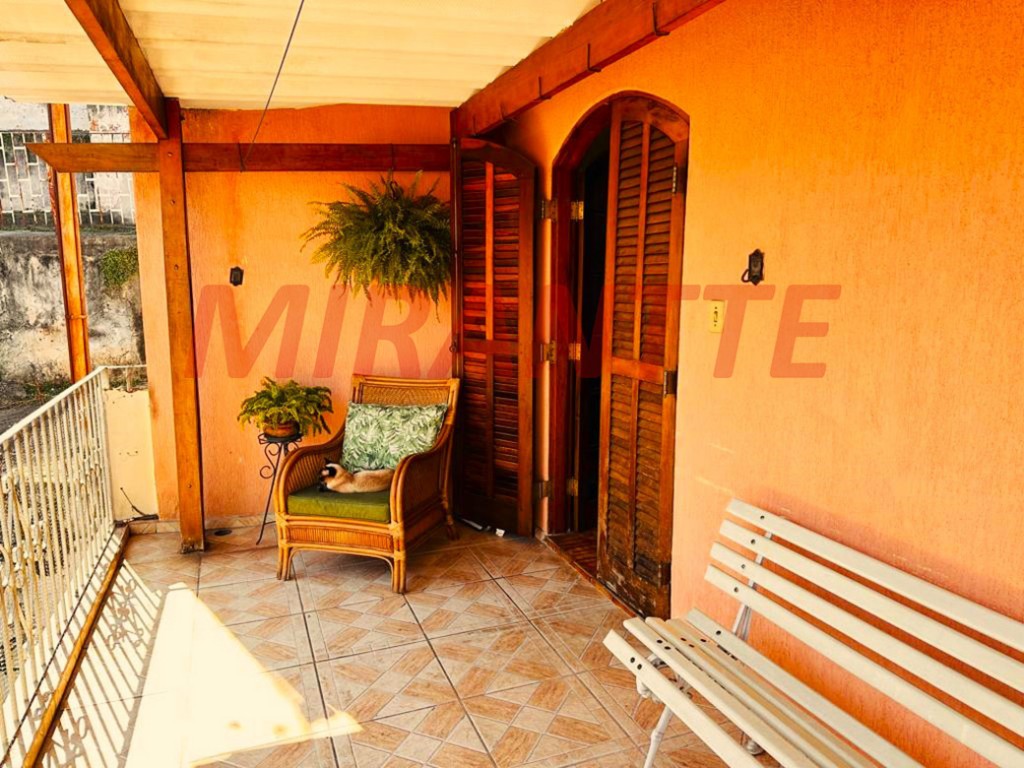 Sobrado de 143m² com 4 quartos em Parque Casa De Pedra