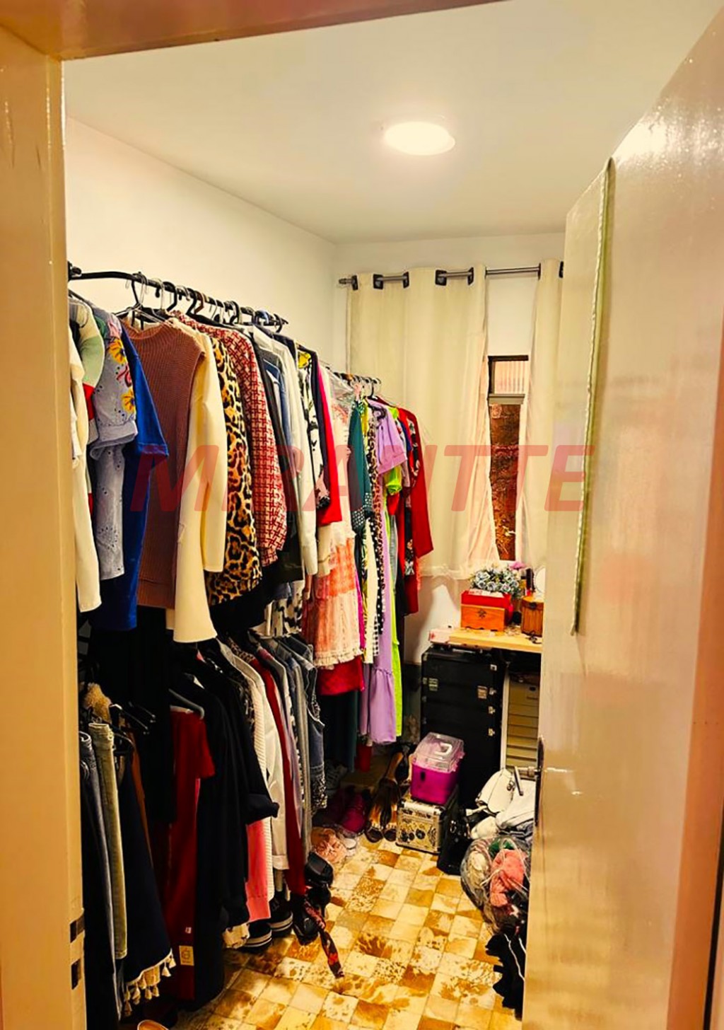Sobrado de 143m² com 4 quartos em Parque Casa De Pedra