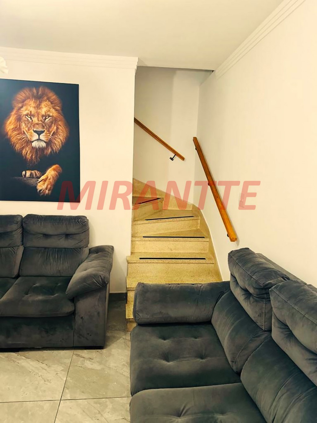 Sobrado de 143m² com 4 quartos em Parque Casa De Pedra