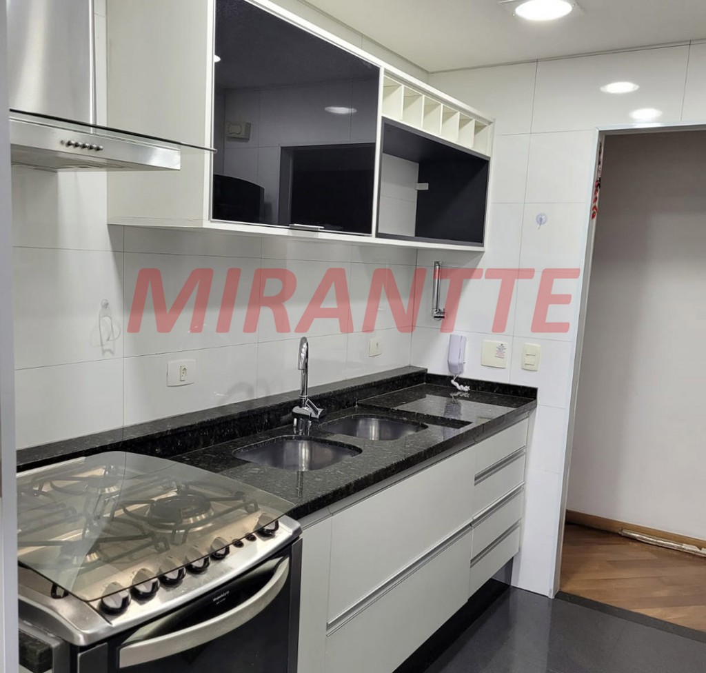 Apartamento de 60m² com 2 quartos em Vila Leonor