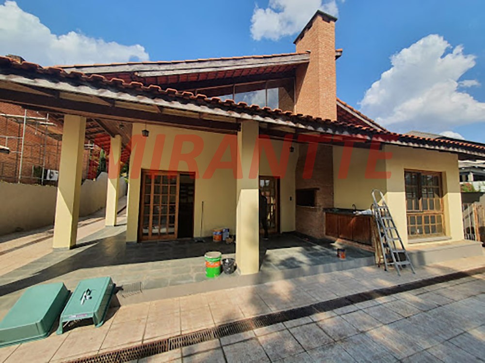 Cond. fechado de 472m² com 5 quartos em Alphaville
