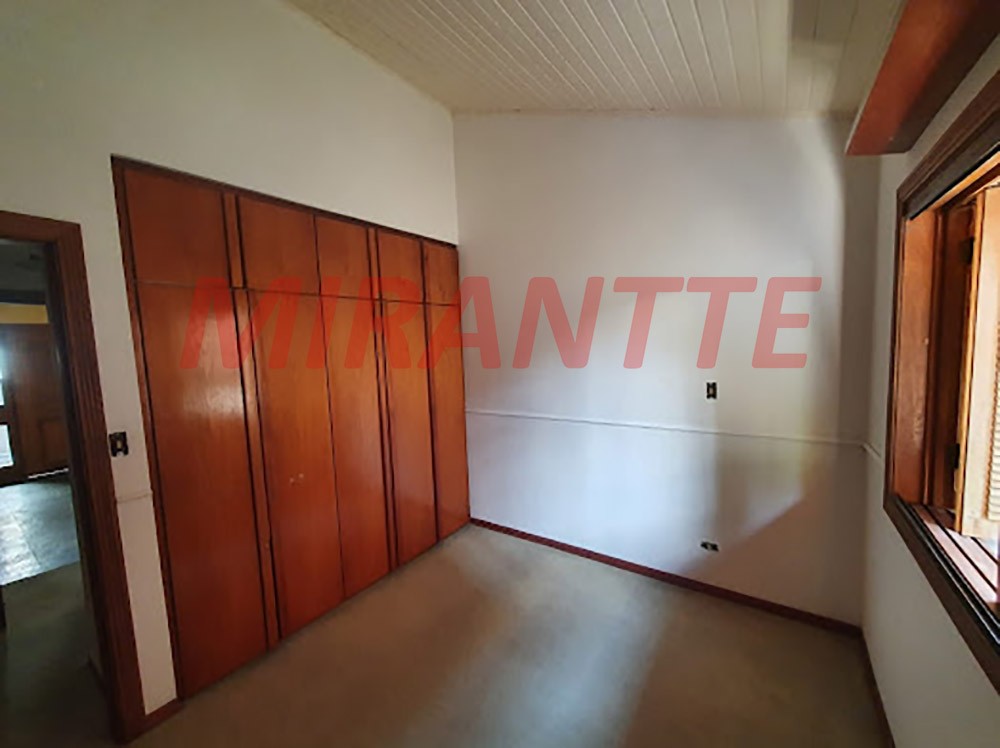 Cond. fechado de 472m² com 5 quartos em Alphaville