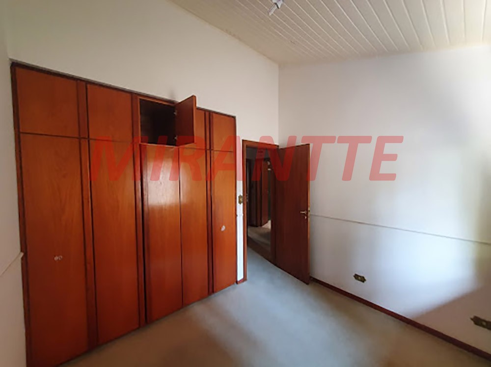 Cond. fechado de 472m² com 5 quartos em Alphaville