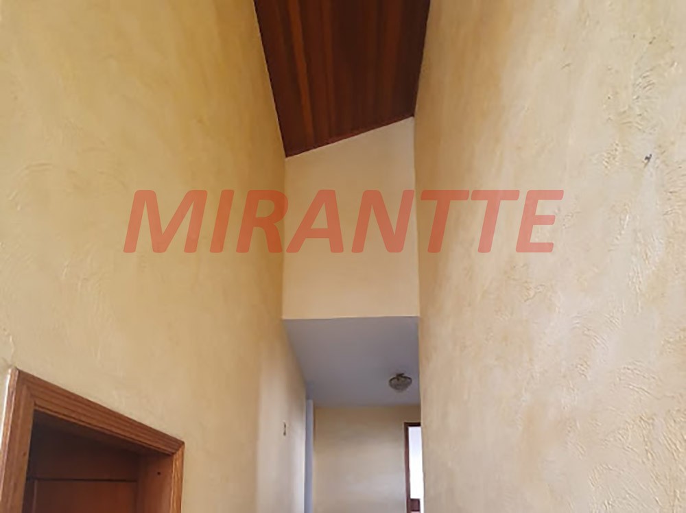 Cond. fechado de 472m² com 5 quartos em Alphaville