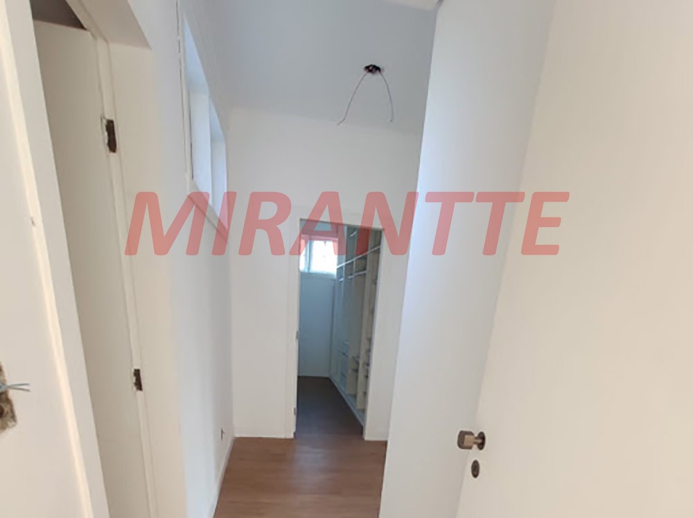 Cond. fechado de 759m² com 5 quartos em Alphaville