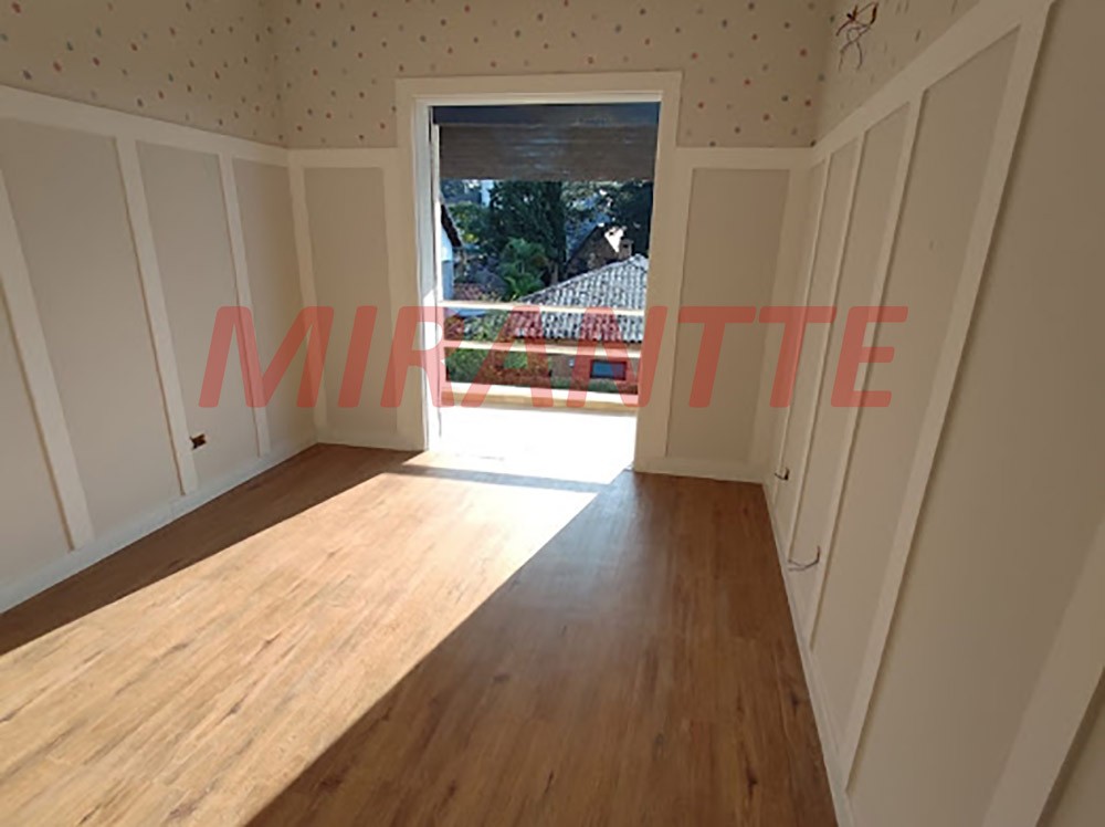 Cond. fechado de 759m² com 5 quartos em Alphaville