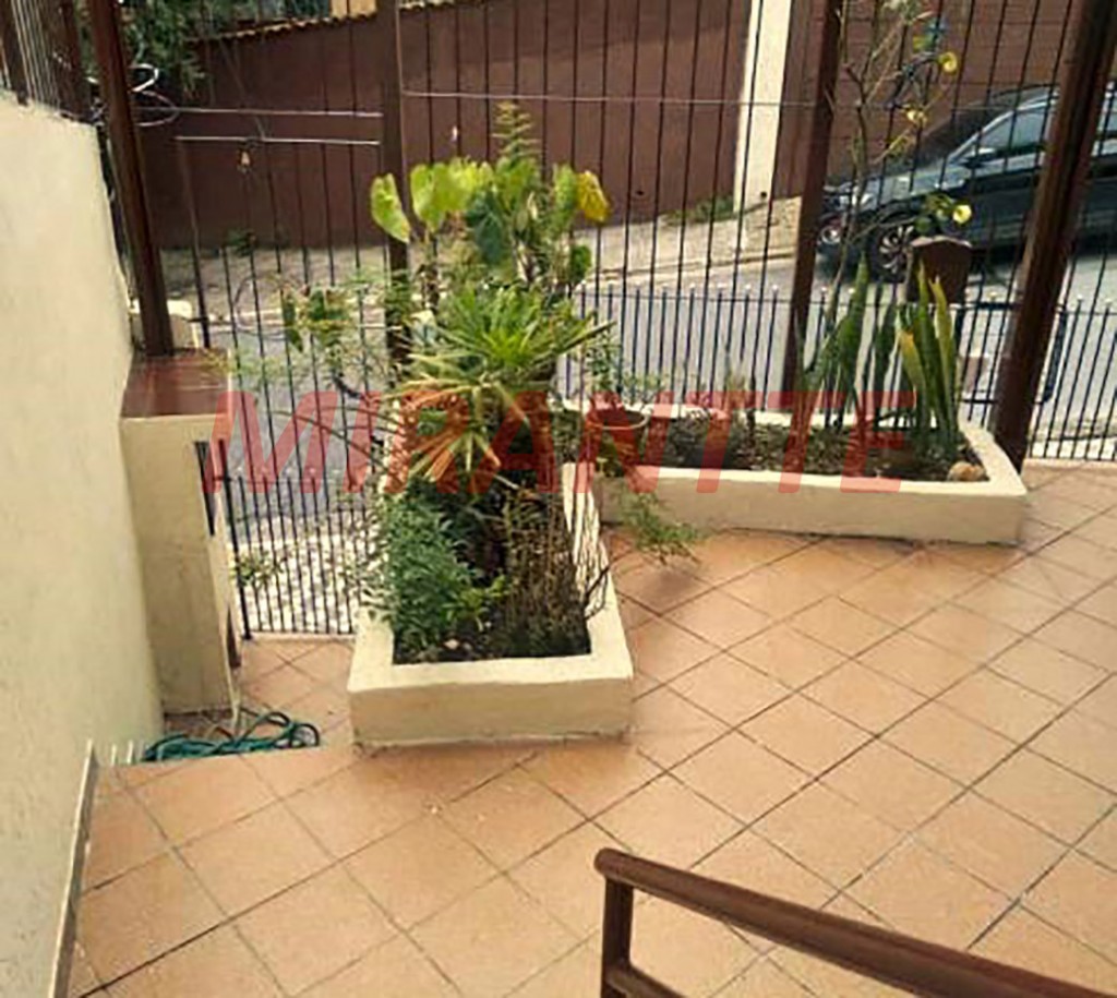 Sobrado de 200m² com 3 quartos em Jardim Peri