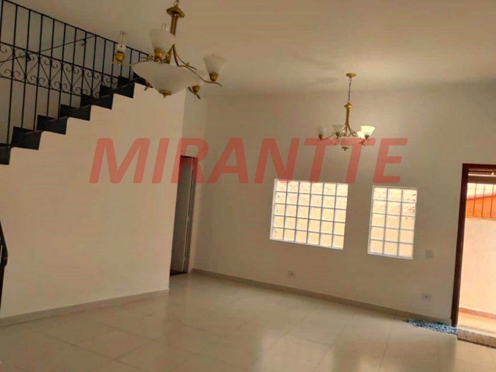 Sobrado de 200m² com 3 quartos em Jardim Peri