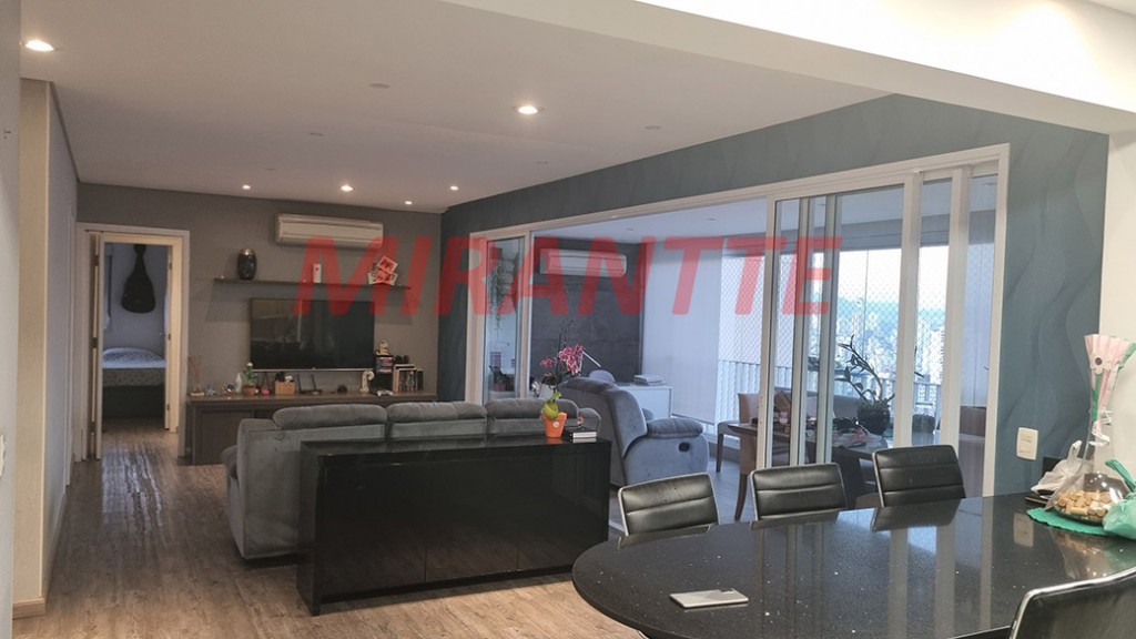 Apartamento de 133m² com 3 quartos em Santana