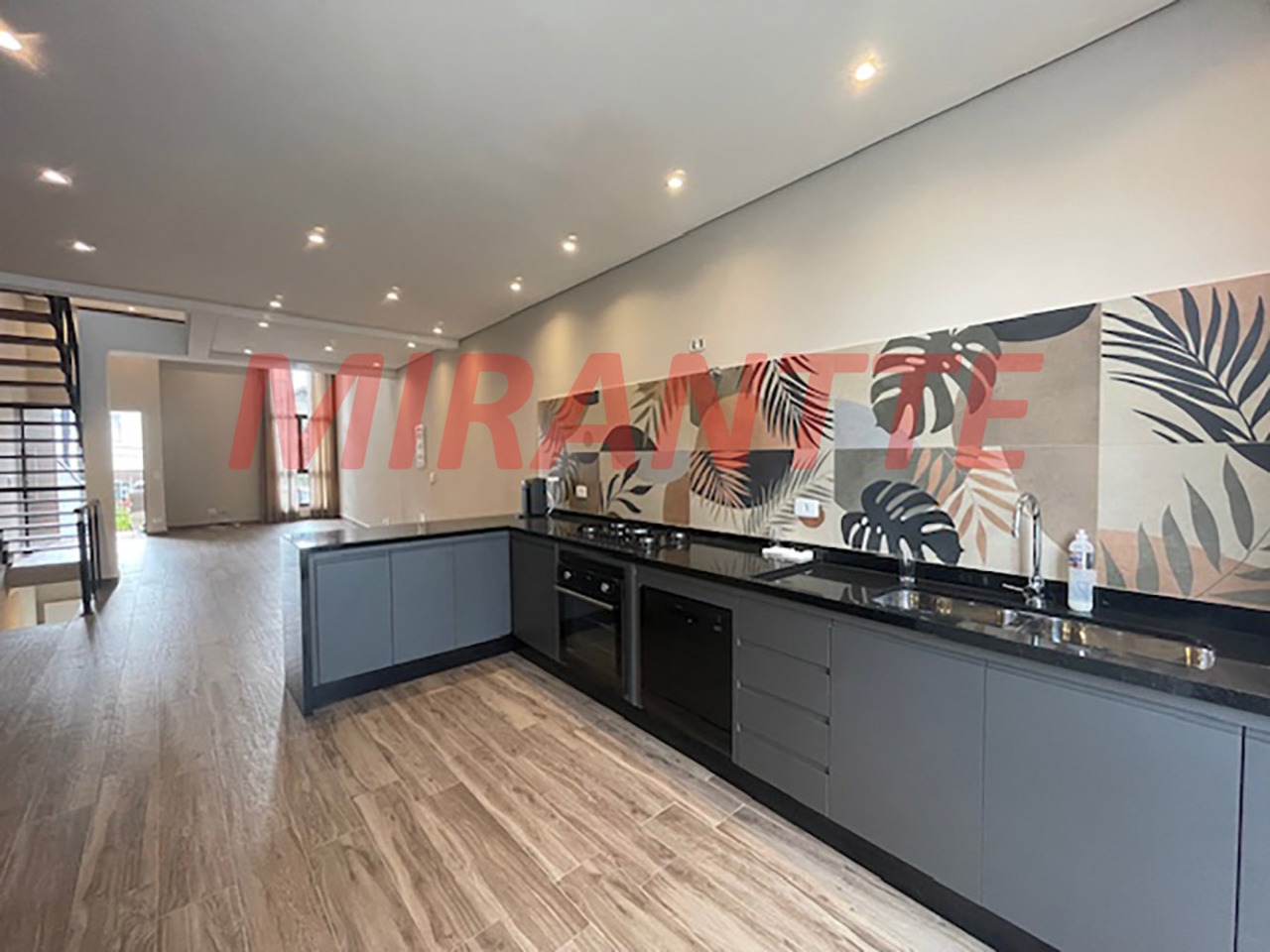 Sobrado de 189m² com 2 quartos em Jardim São Paulo