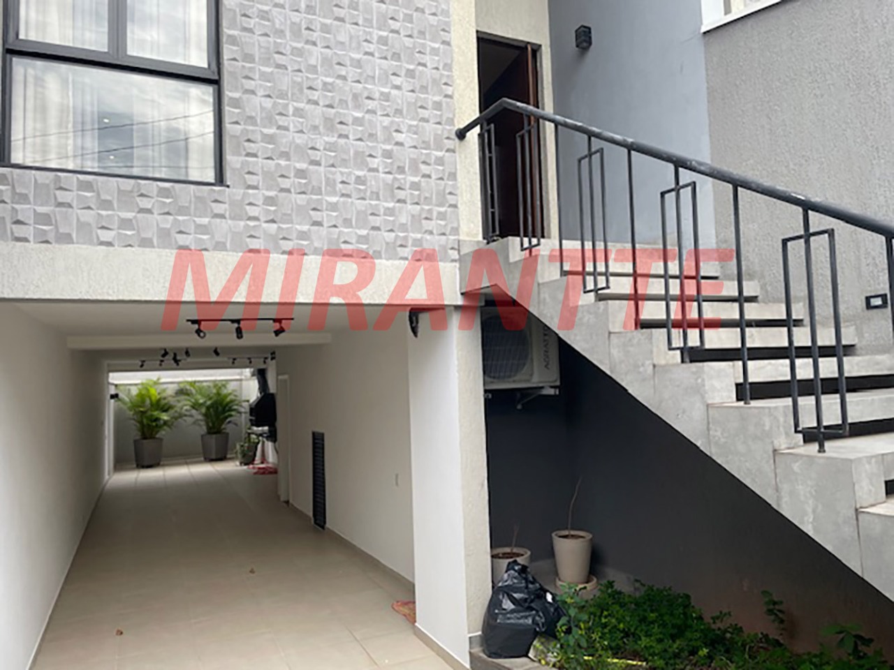 Sobrado de 189m² com 2 quartos em Jardim São Paulo
