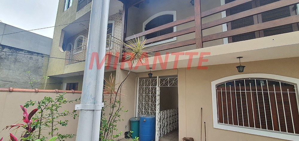 Sobrado de 210m² com 4 quartos em Parque Casa De Pedra