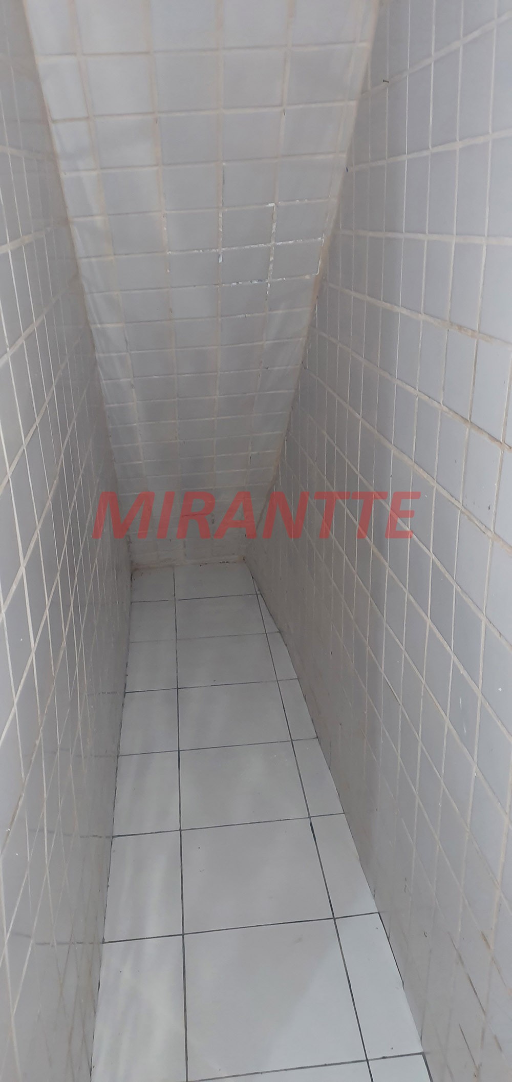 Sobrado de 210m² com 4 quartos em Parque Casa De Pedra