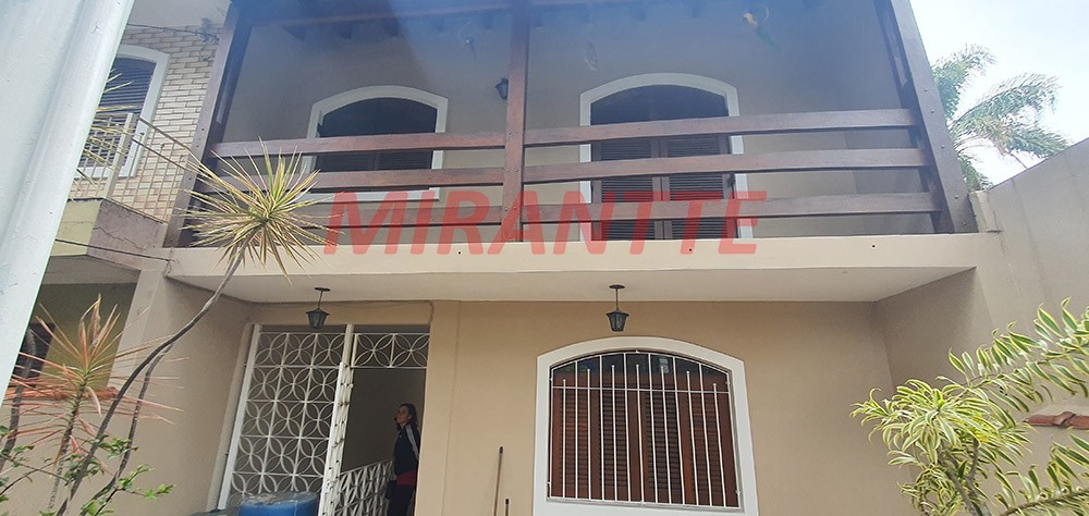 Sobrado de 210m² com 4 quartos em Parque Casa De Pedra