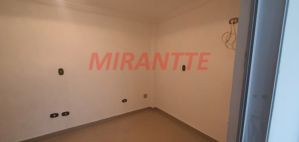 Sobrado de 210m² com 4 quartos em Parque Casa De Pedra