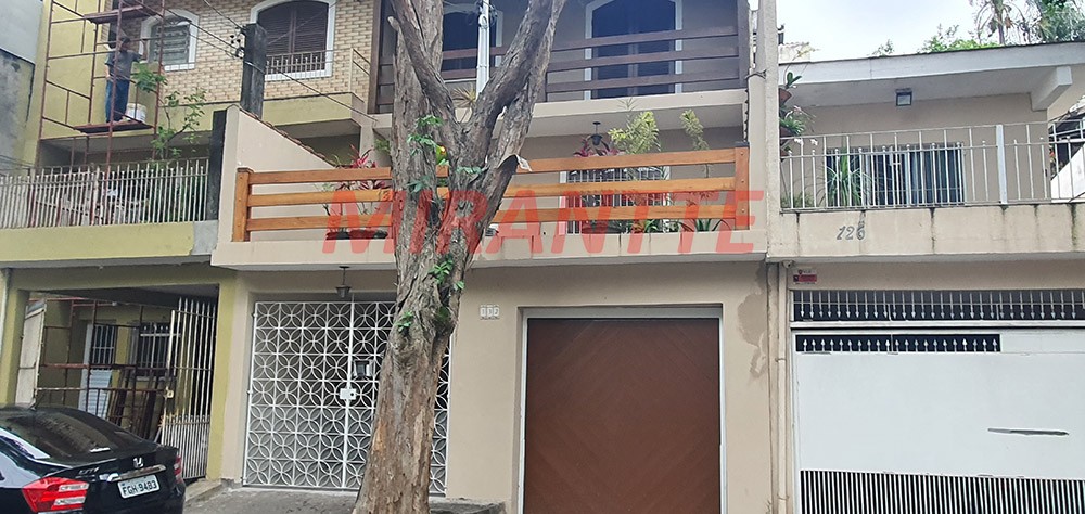Sobrado de 210m² com 4 quartos em Parque Casa De Pedra