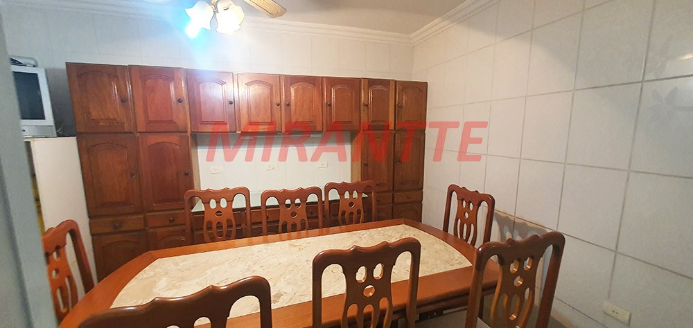 Sobrado de 210m² com 4 quartos em Parque Casa De Pedra