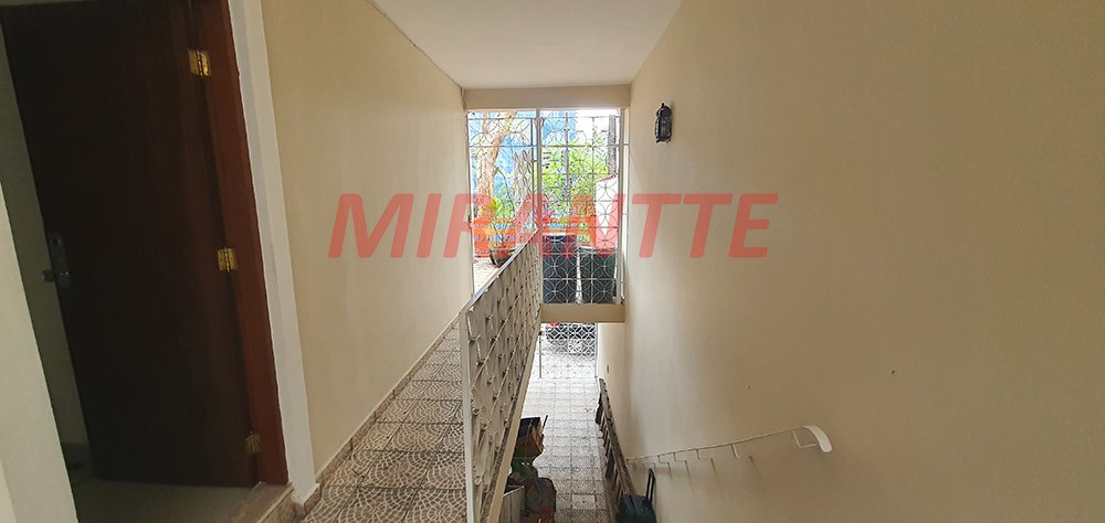 Sobrado de 210m² com 4 quartos em Parque Casa De Pedra