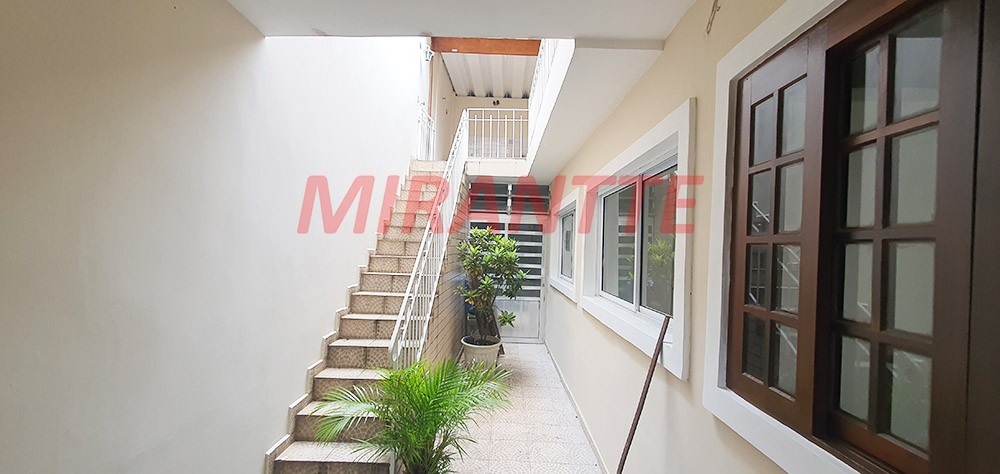 Sobrado de 210m² com 4 quartos em Parque Casa De Pedra