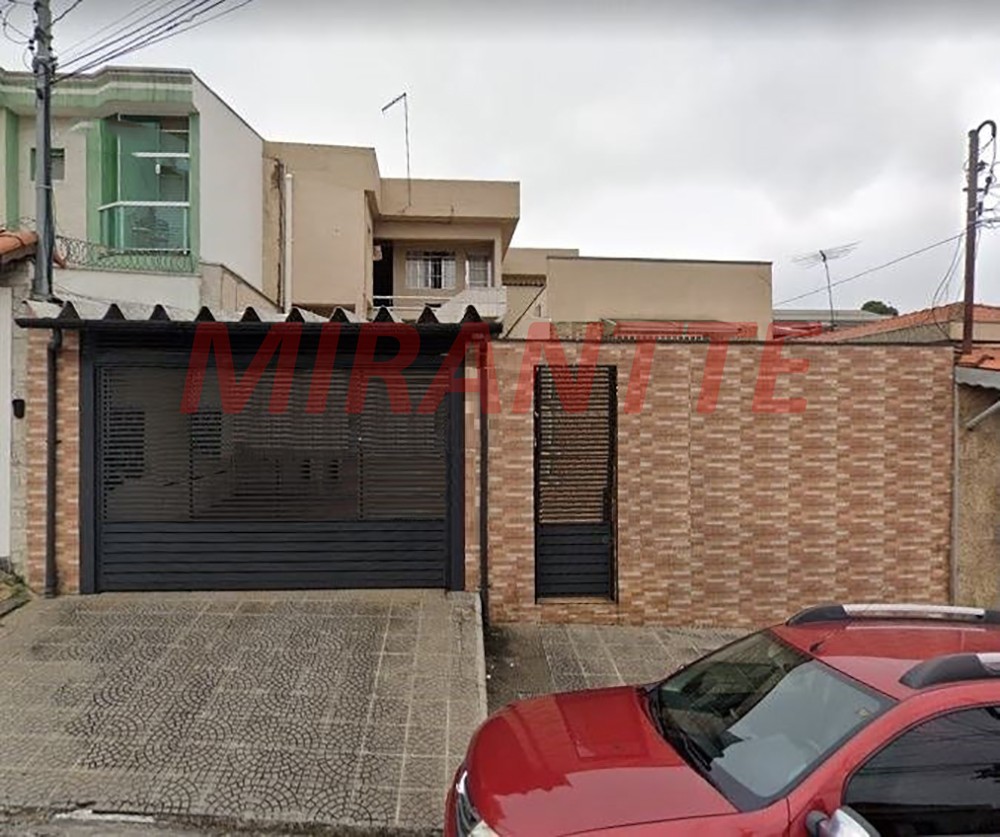 Sobrado de 172m² com 7 quartos em Vila Ré
