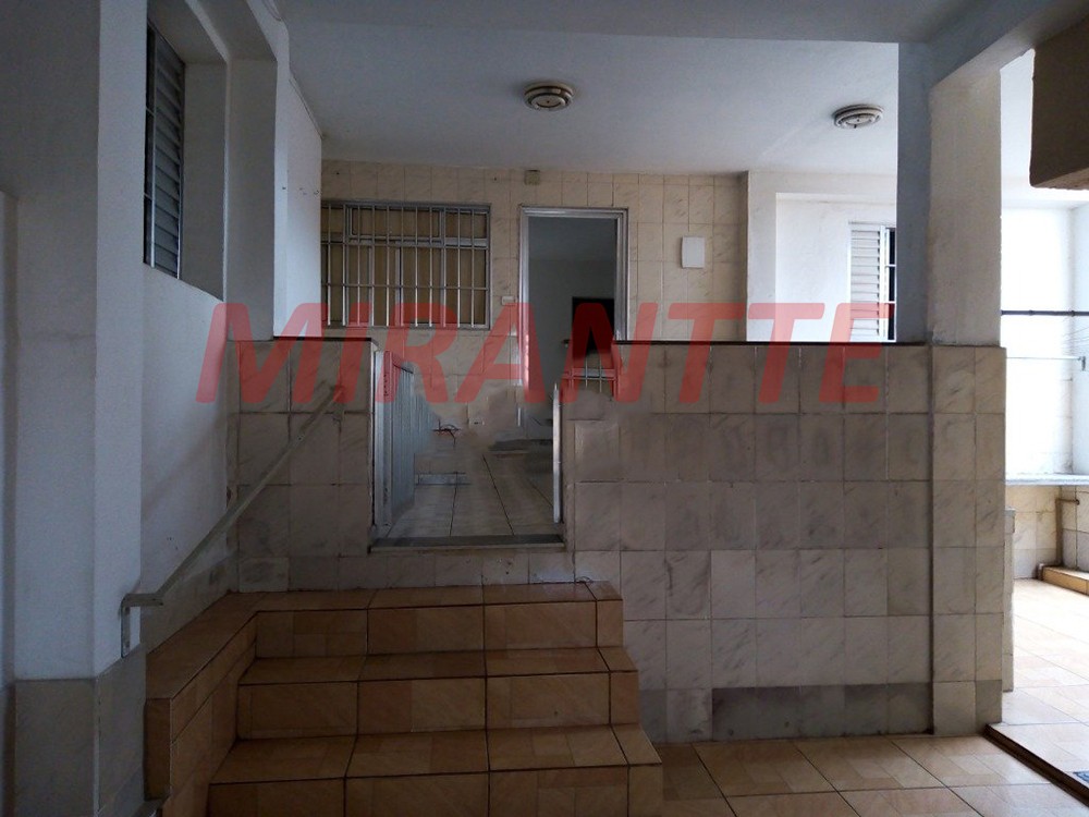 Sobrado de 172m² com 7 quartos em Vila Ré