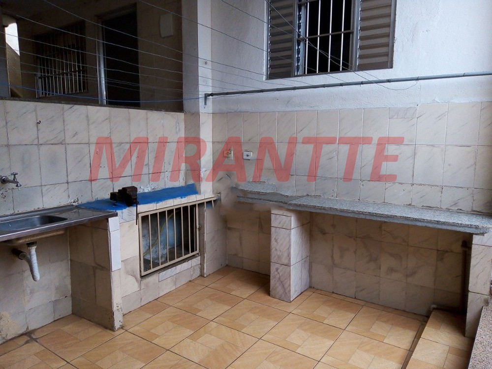 Sobrado de 172m² com 7 quartos em Vila Ré