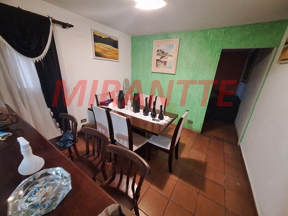 Sobrado de 180m² com 4 quartos em Vila Dionisia