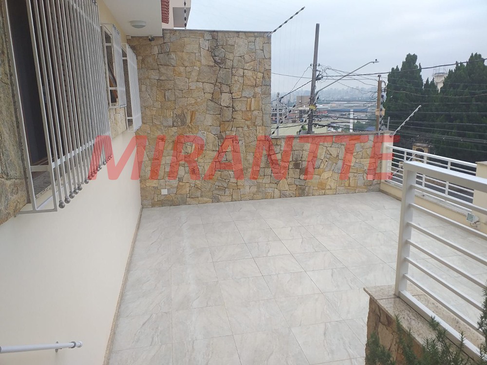 Sobrado de 207m² com 3 quartos em Vila Guilherme