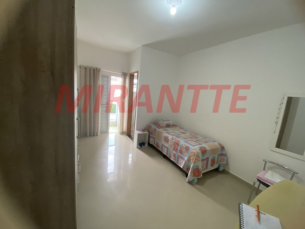Sobrado de 105m² com 3 quartos em Vila Barros