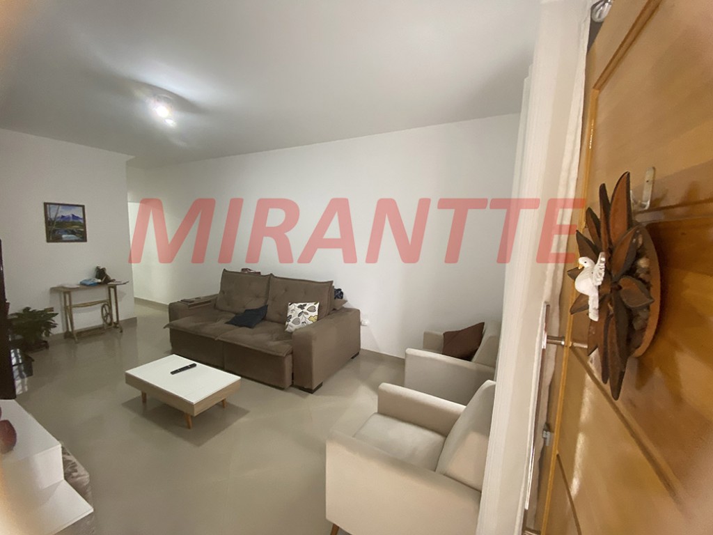 Sobrado de 105m² com 3 quartos em Vila Barros