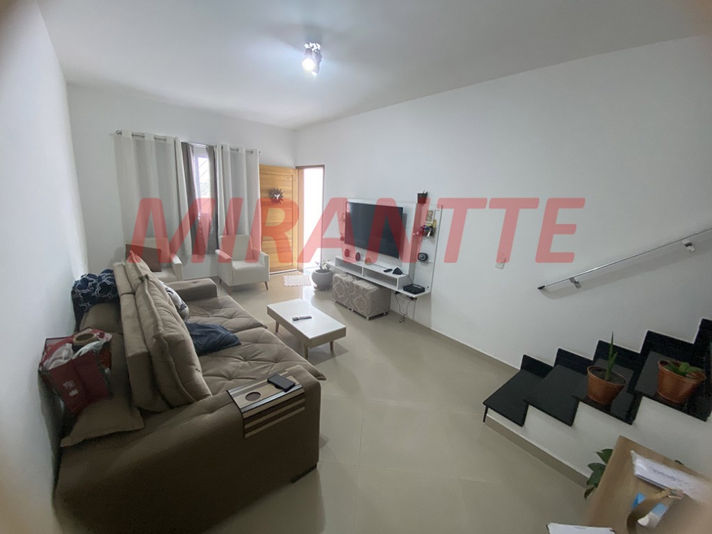 Sobrado de 105m² com 3 quartos em Vila Barros