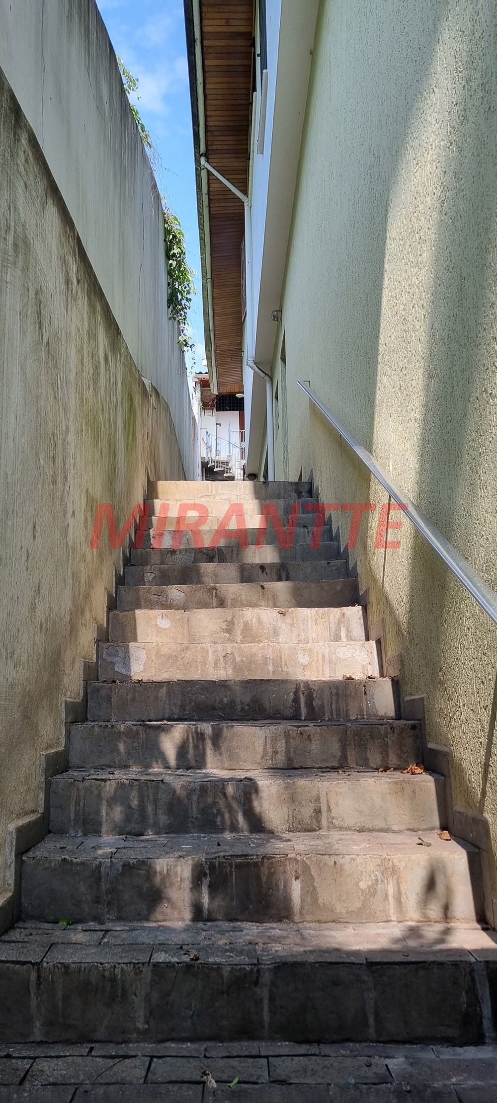 Sobrado de 189m² com 3 quartos em Jardim São Paulo