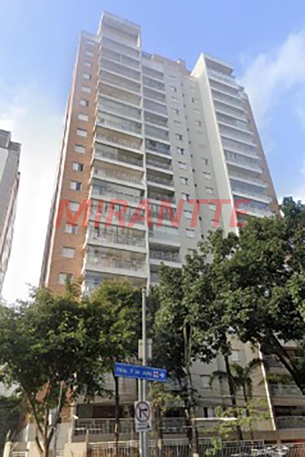 Apartamento de 77m² com 3 quartos em Consolação
