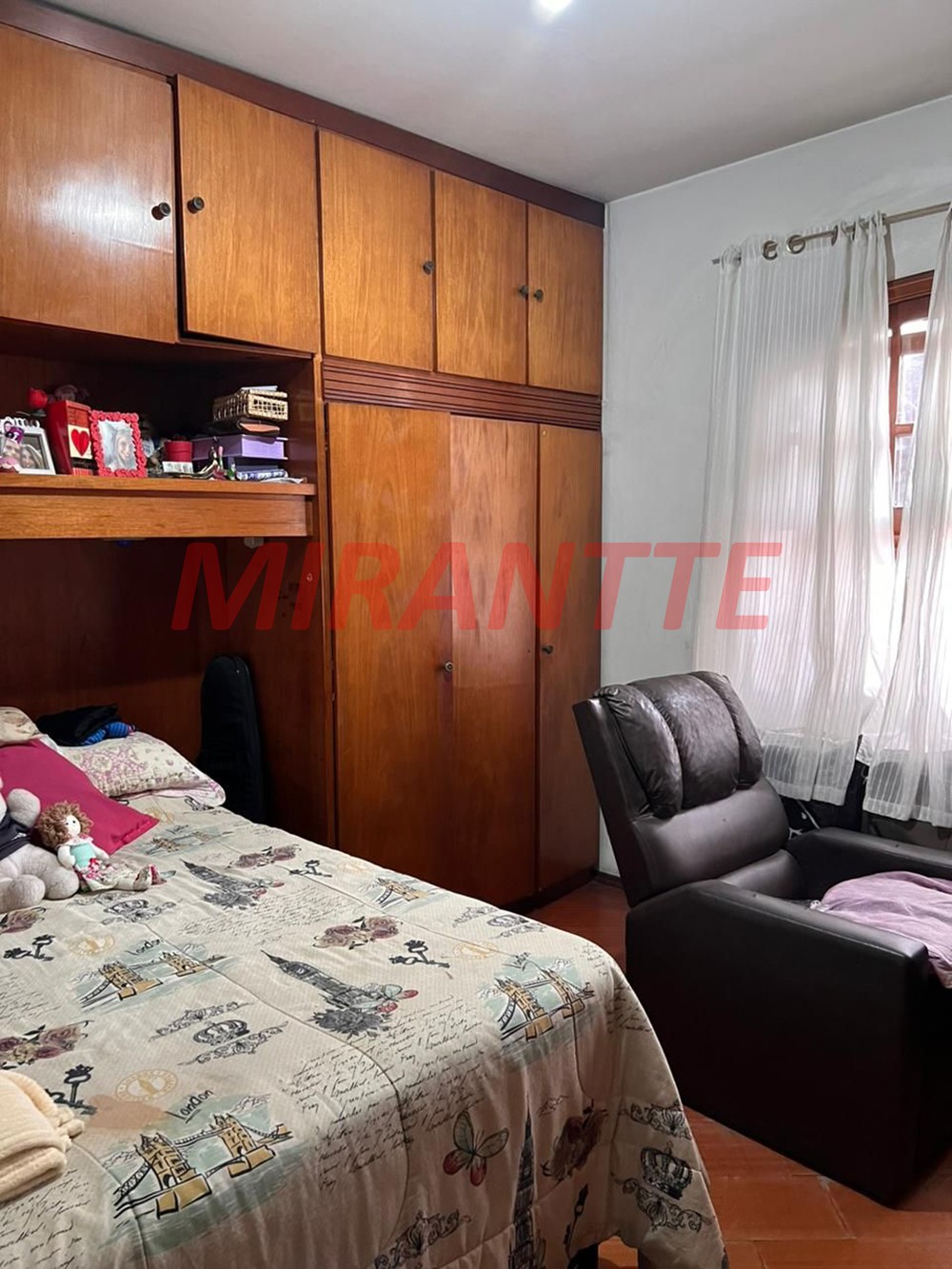 Sobrado de 181m² com 3 quartos em Jardim São Paulo