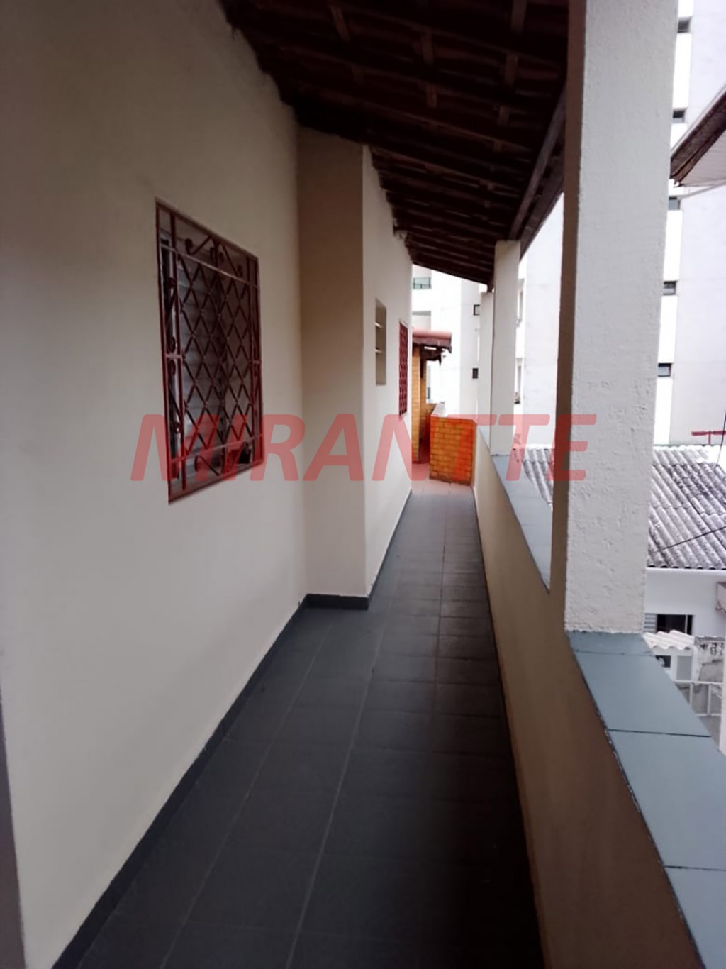 Casa terrea de 180m² com 4 quartos em Água Fria