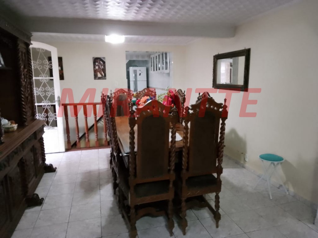 Casa terrea de 180m² com 4 quartos em Água Fria