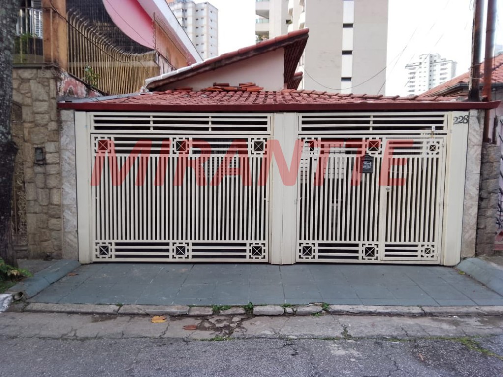 Casa terrea de 180m² com 4 quartos em Água Fria