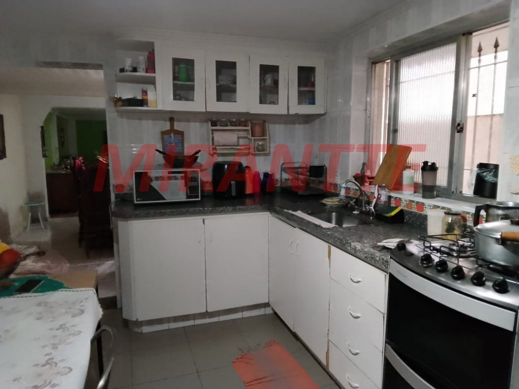 Casa terrea de 180m² com 4 quartos em Água Fria
