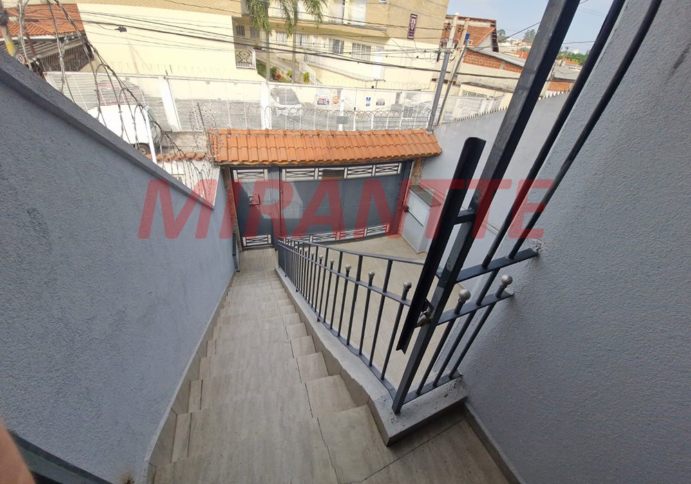 Sobrado de 152m² com 3 quartos em Vila Mazzei