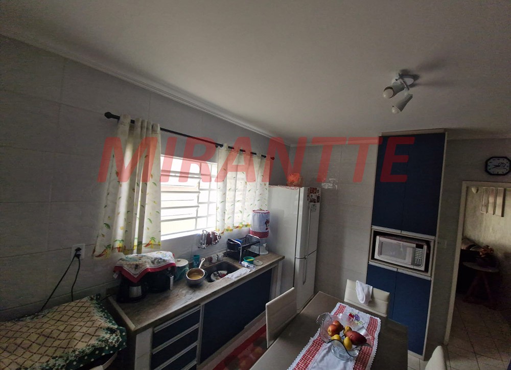 Sobrado de 152m² com 3 quartos em Vila Mazzei