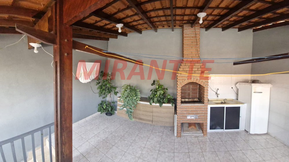 Sobrado de 152m² com 3 quartos em Vila Mazzei
