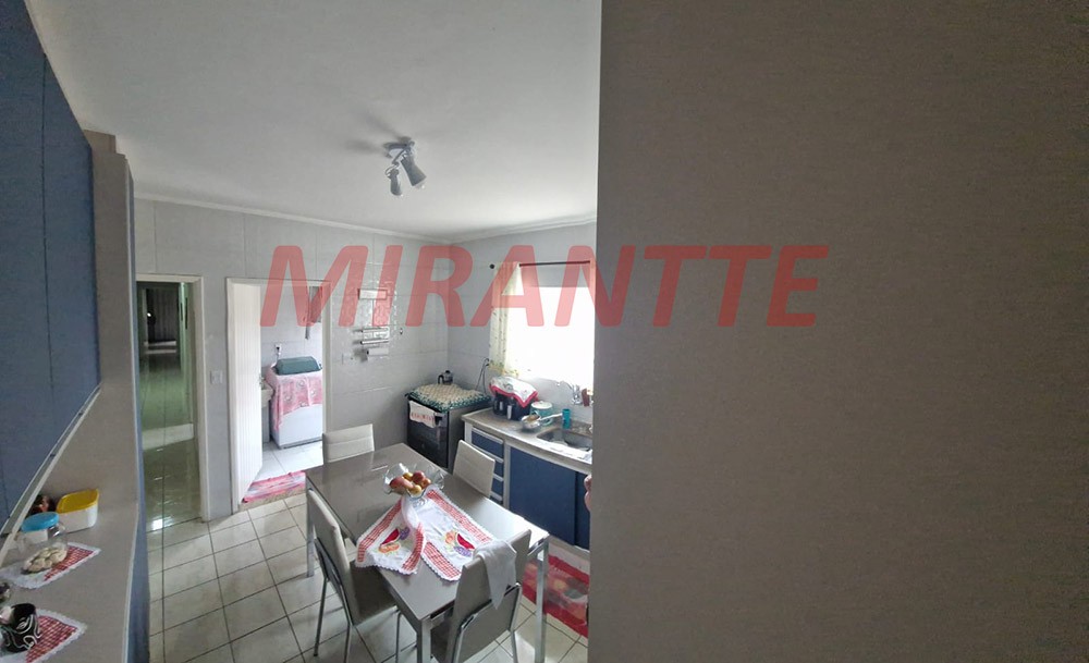Sobrado de 152m² com 3 quartos em Vila Mazzei