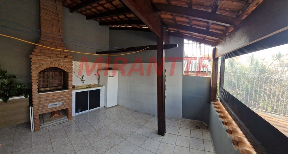 Sobrado de 152m² com 3 quartos em Vila Mazzei