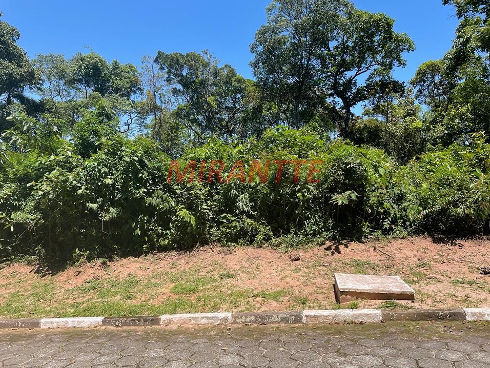 Terreno de 1000m² em Serra Da Cantareira