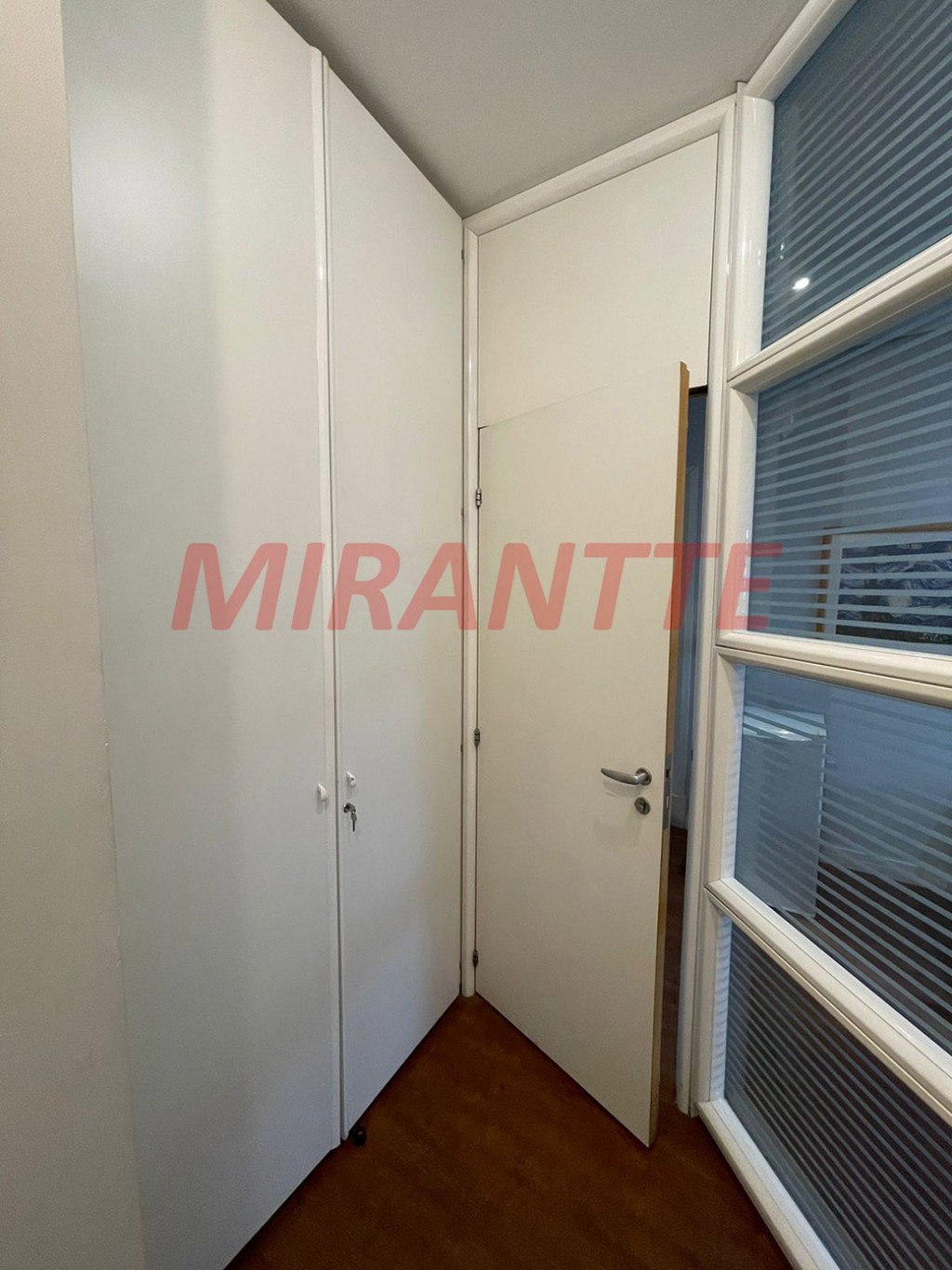 Conjunto comercial de 155m² em Cidade Monções