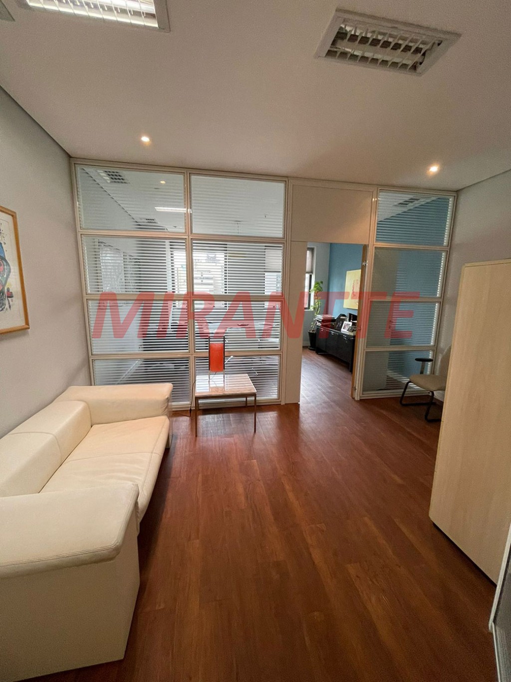 Conjunto comercial de 155m² em Cidade Monções